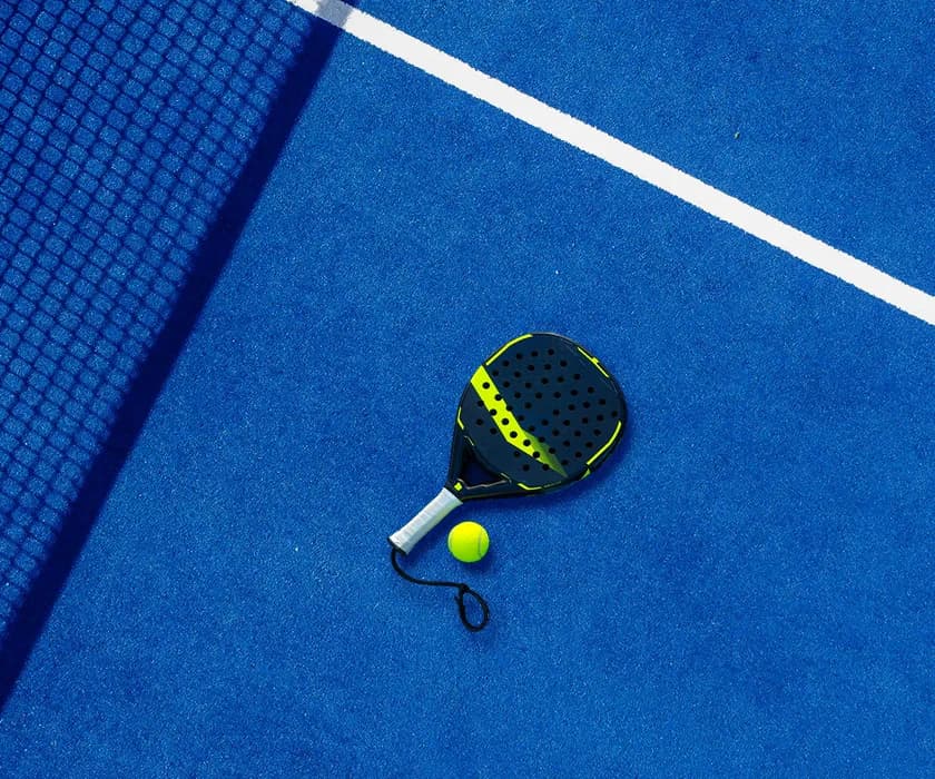 Koç Topluluğu Spor Kulübü padel kortu