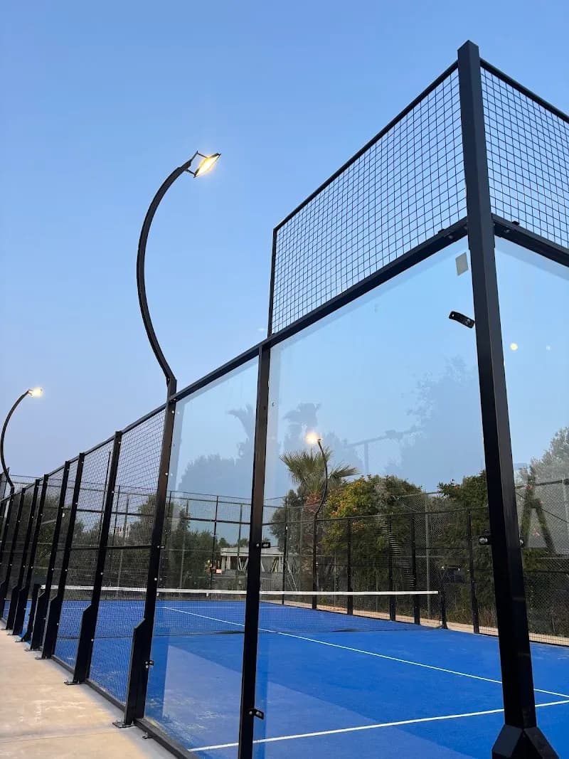 Prime Padel & Sports Club – Alaçatı Beach Resort & Spa padel kortu