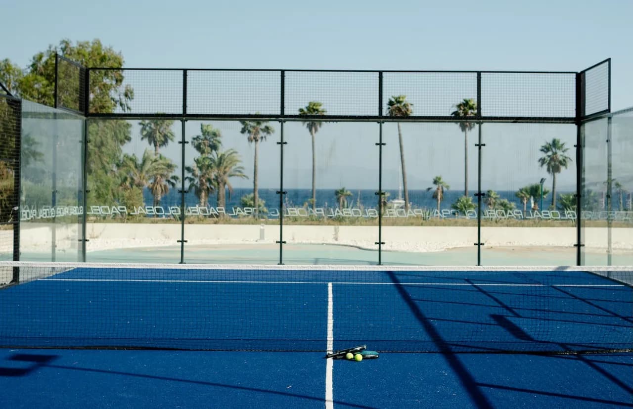 Radisson Collection Hotel Bodrum padel kortu