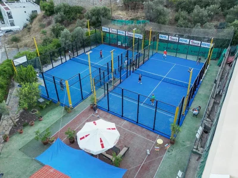 Tennis Life Bodrum / Bodrum Padel Club padel kortu